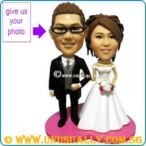Custom 3D Lovely Wedding Couple On Heart Base Figurines